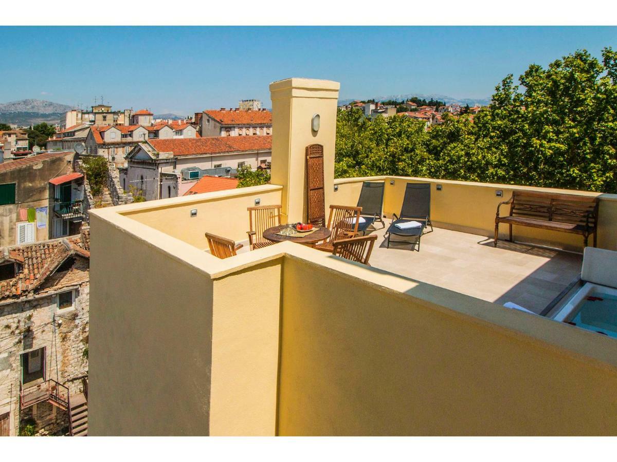 Terazza Grande In Diocletian Tower Apartment Split Exterior photo