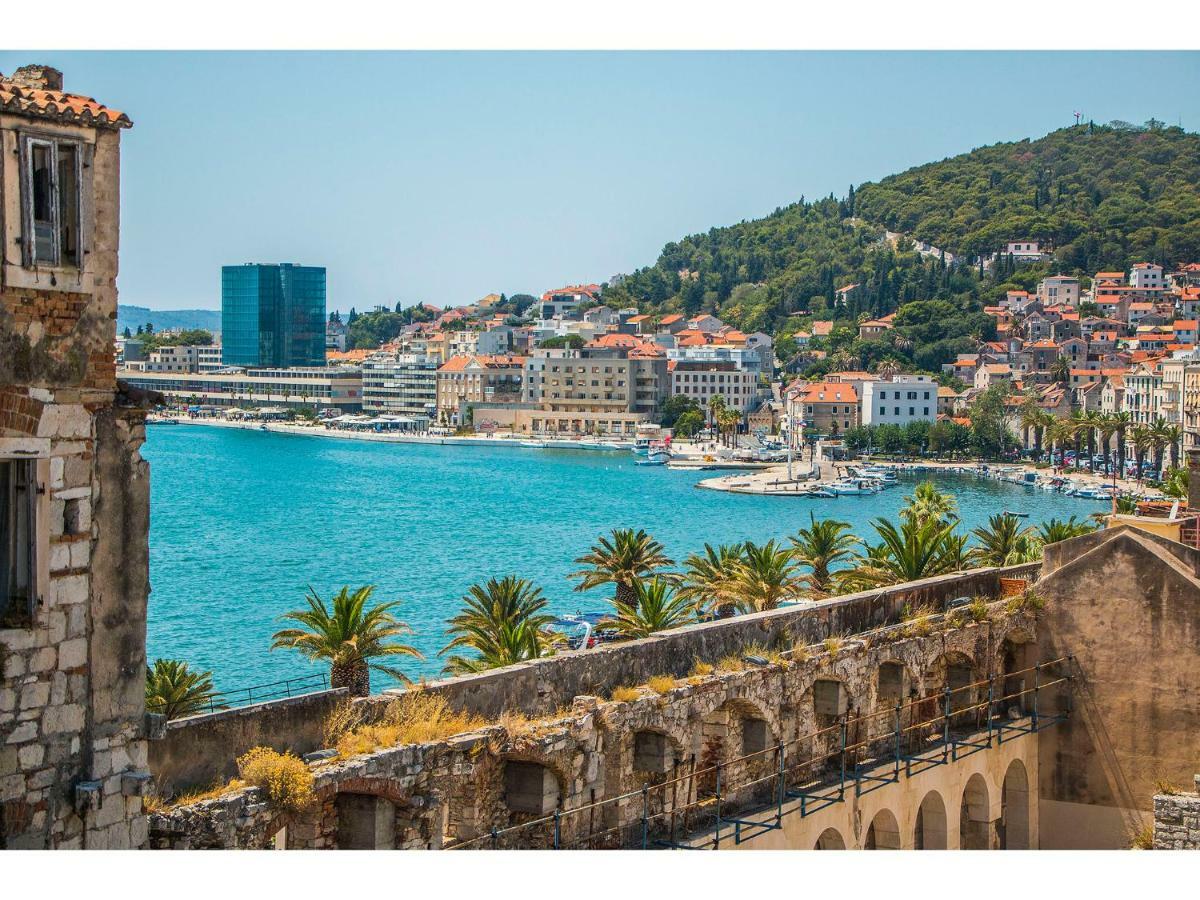 Terazza Grande In Diocletian Tower Apartment Split Exterior photo